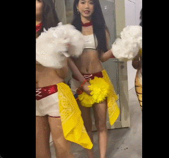 客场击败强